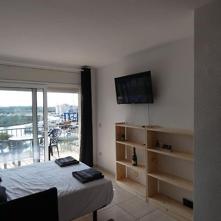 Estudio Con Vistas, Roses Zewnętrze zdjęcie